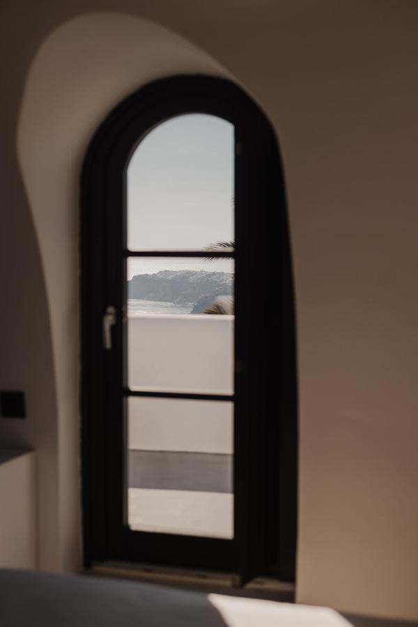 Nobu Hotel Santorini (Adults Only) Imerovigli  Exterior photo
