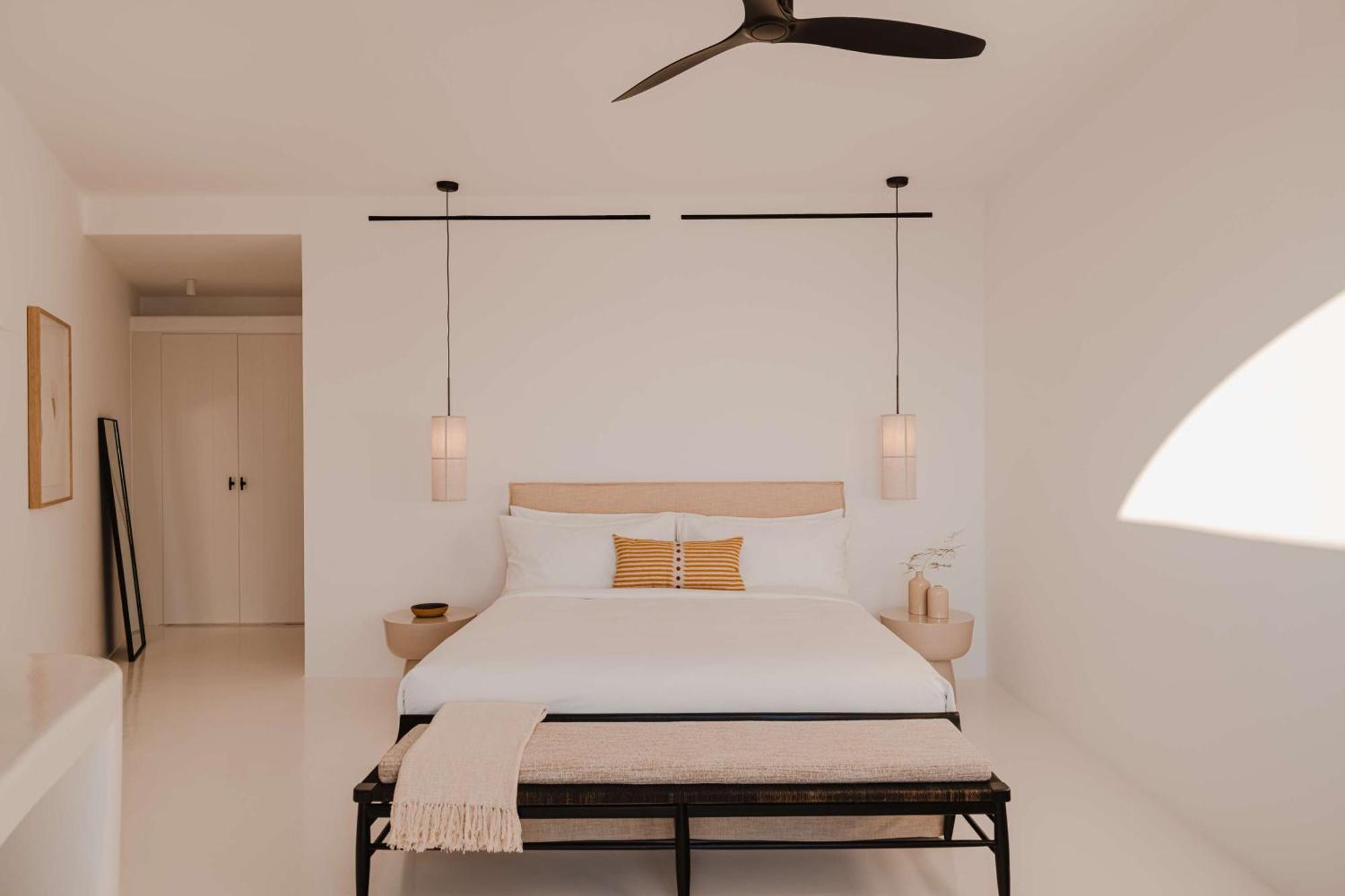 Nobu Hotel Santorini (Adults Only) Imerovigli  Exterior photo