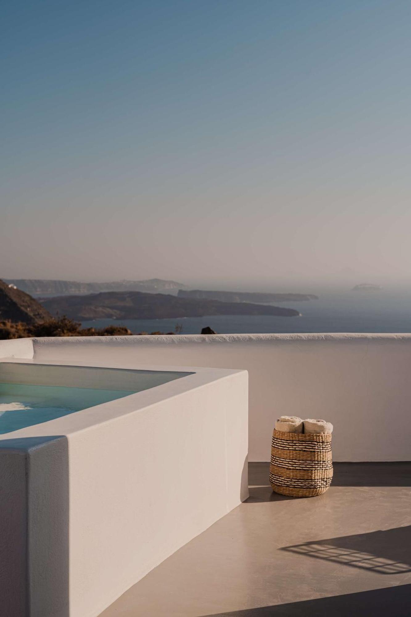 Nobu Hotel Santorini (Adults Only) Imerovigli  Exterior photo